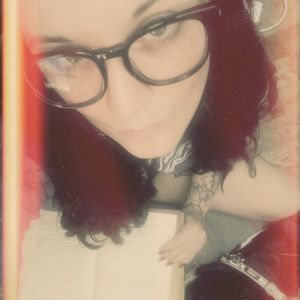 Meet your Posher, Kori